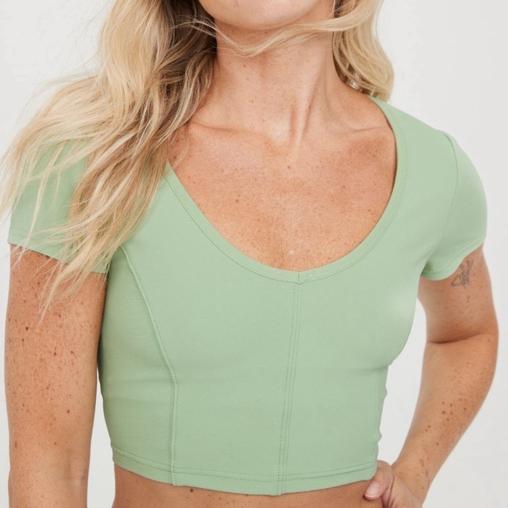 Aerie Goals Ribbed V-Neck T-Shirt Cropped Green Women’s Size XXL Sports Bra